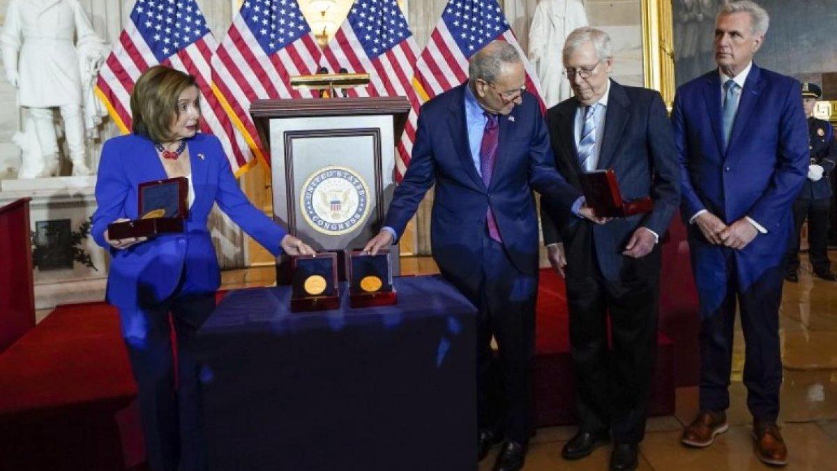 ABD'de 6 Ocak baskınında görev yapan kolluk kuvvetlerine altın madalya