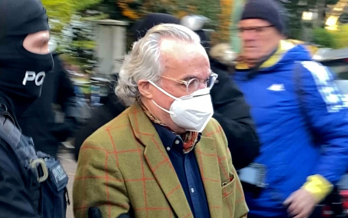 Almanya'da darbe planının lideri Heinrich'le ilgili dikkat çeken ayrıntılar