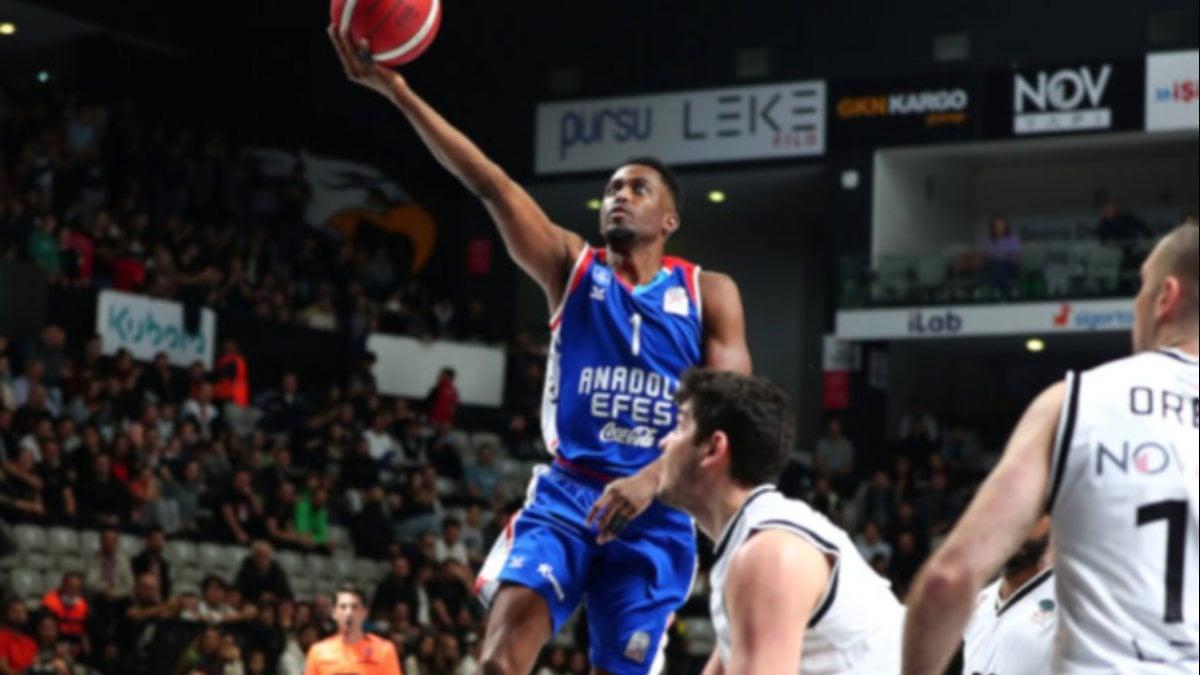 Anadolu Efes, Beşiktaş&#039;ı 99-86 mağlup etti