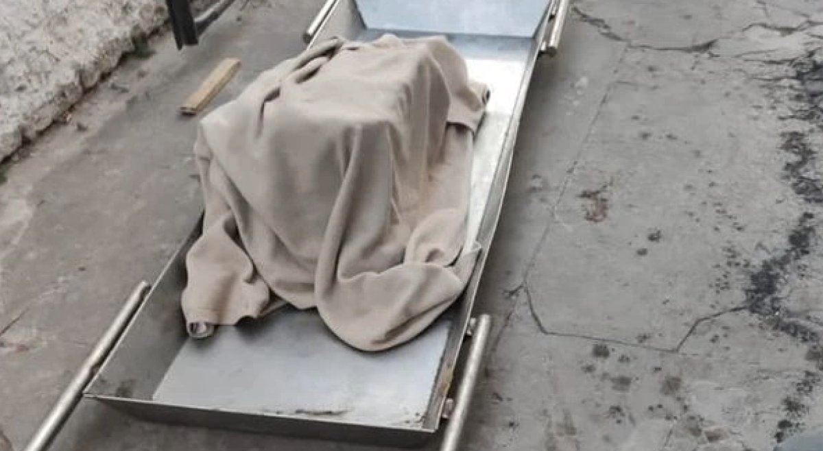 Arjantin'deki cani anne, betona gömdüğü kızını komodin olarak kullandı