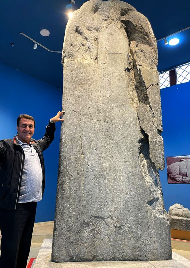 Bursa Osmangazi’ye Bilge Kağan Anıtı