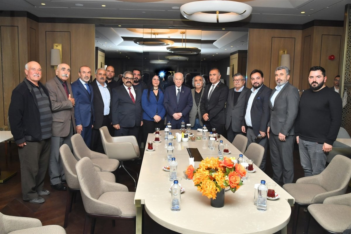 Devlet Bahçeli, Horasan Erenleri Federasyonu'na arsa hibe etti