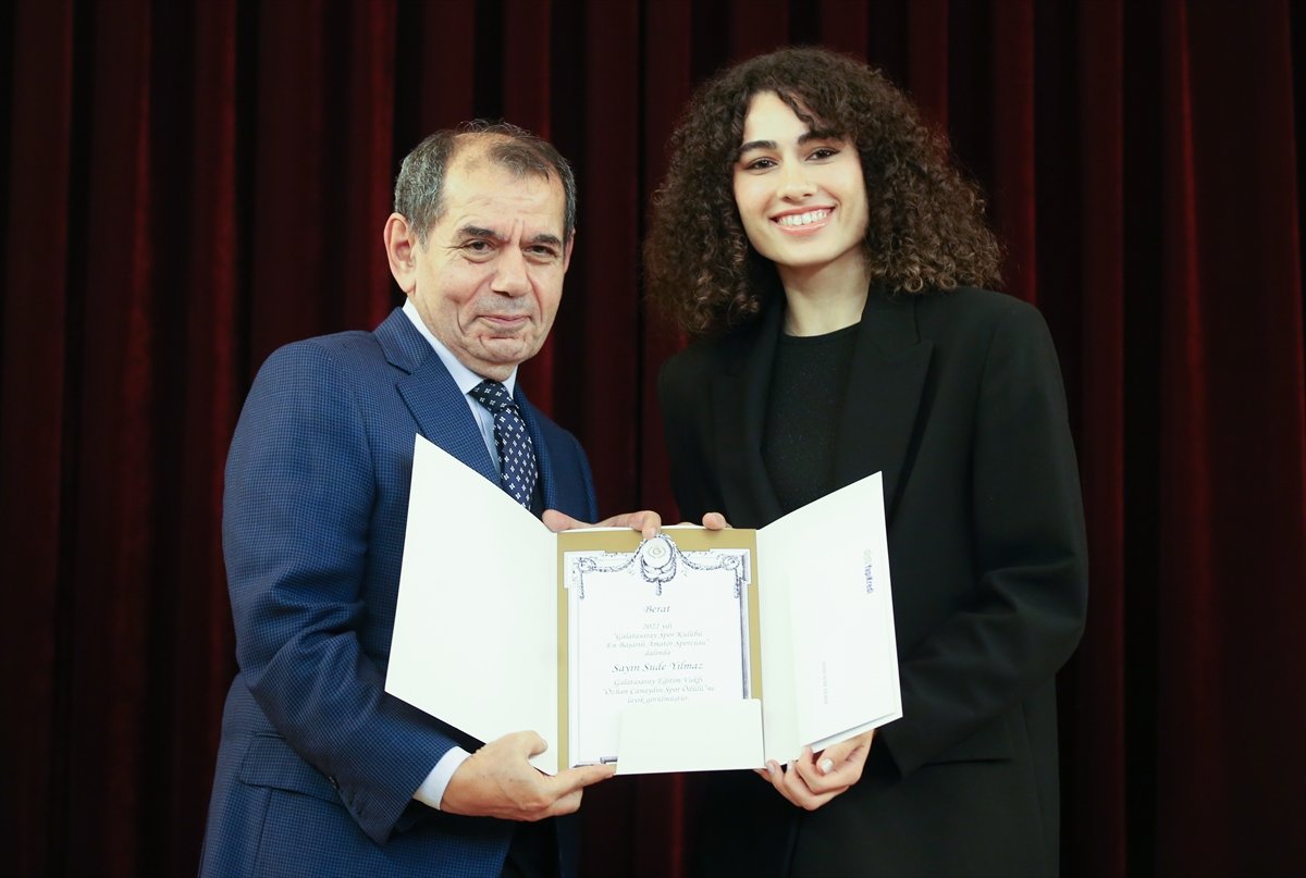 Dursun Özbek: Bu törenler bizim çimentomuz