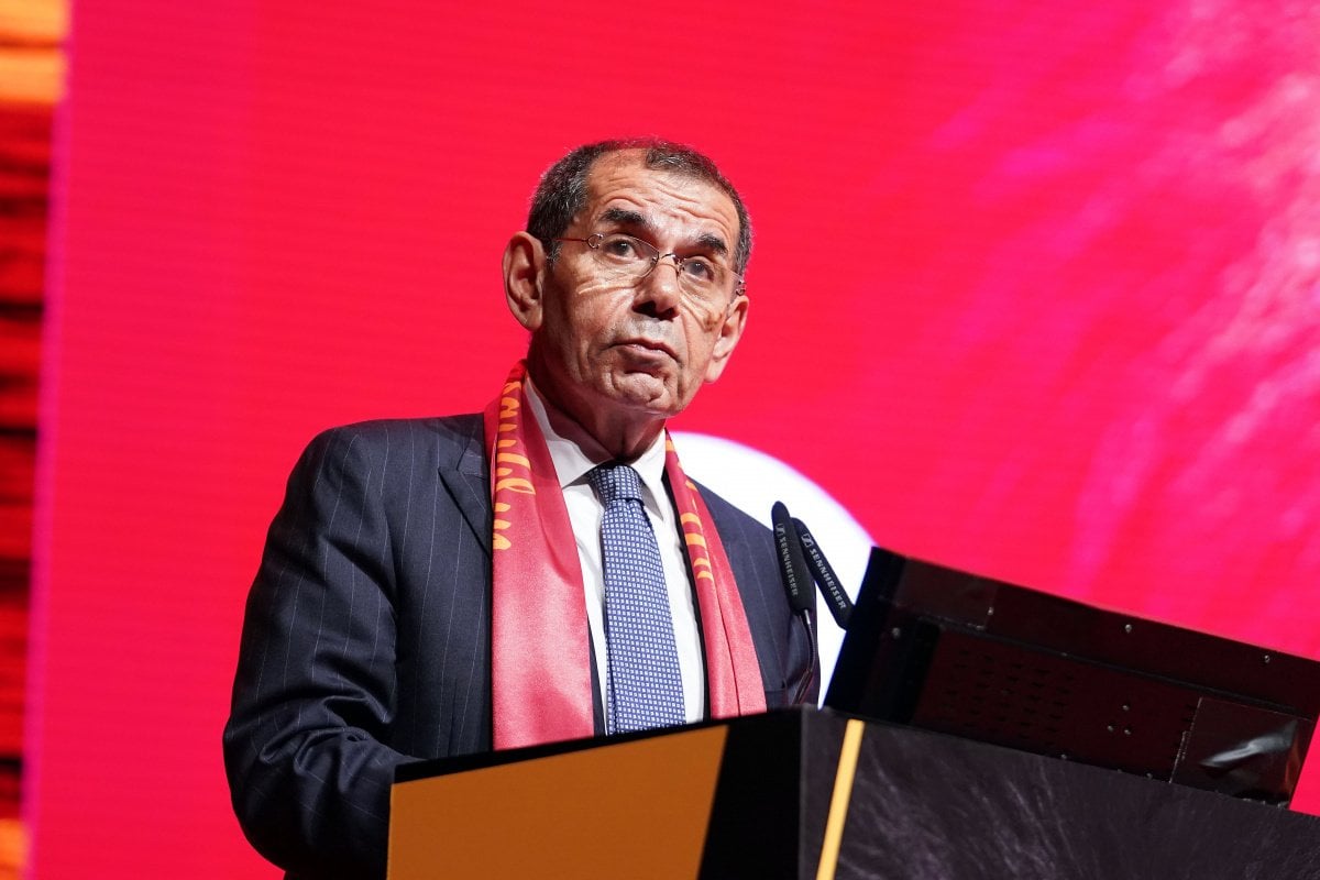 Dursun Özbek: Galatasaray çok zor bir dönemden geçiyor
