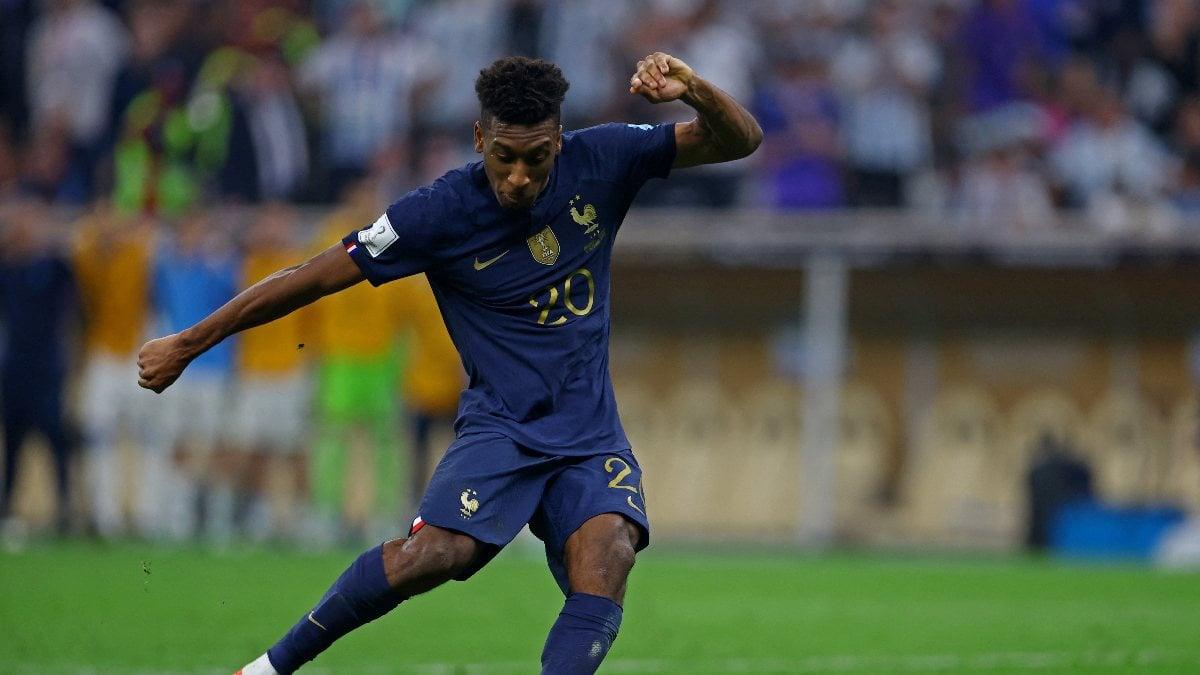 Fransa Futbol Federasyonu, ırkçı söylemler için şikayette bulunacak