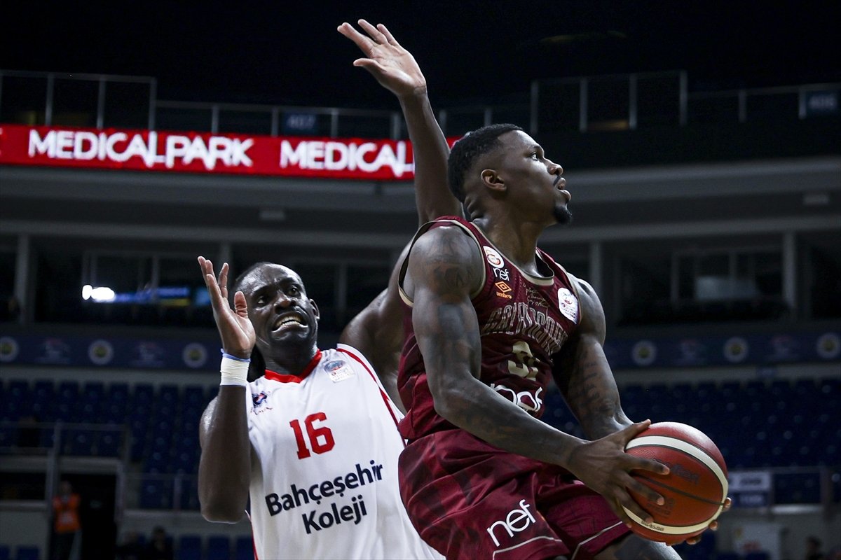 Galatasaray, Bahçeşehir Koleji karşısında kazandı