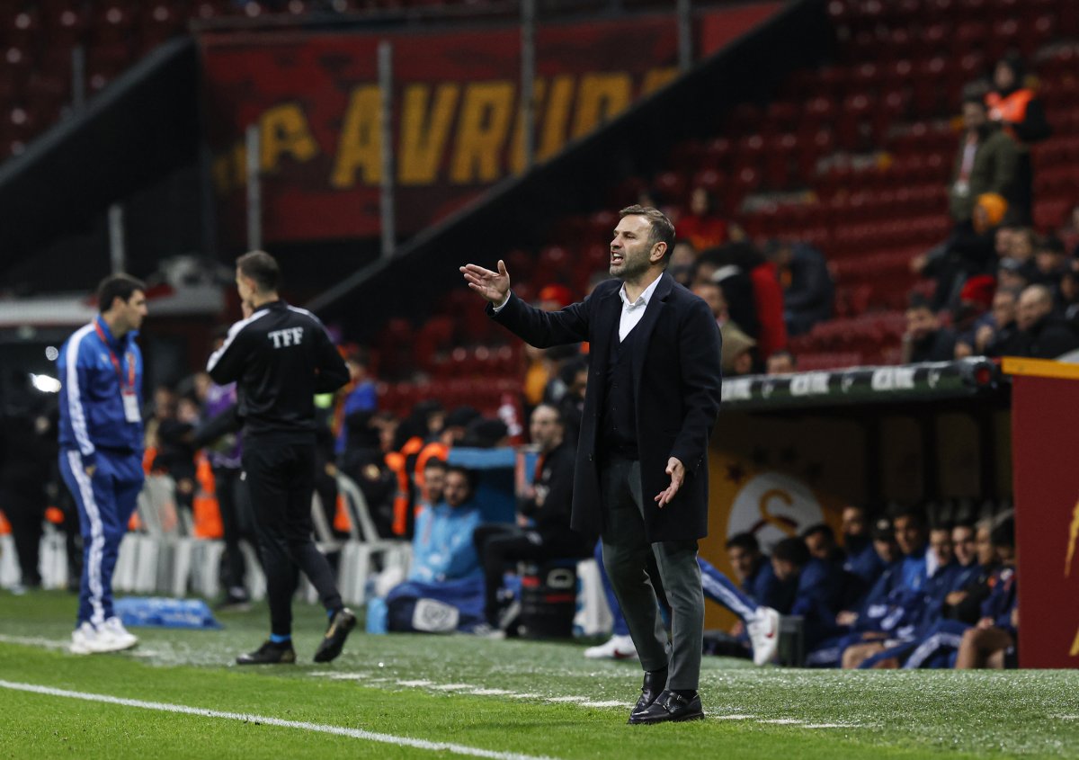 Galatasaray'da taraftar Okan Kocuk'a tepkili