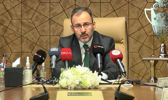 Gençlik ve Spor Bakanı Kasapoğlu, milli motosikletçileri kabul etti