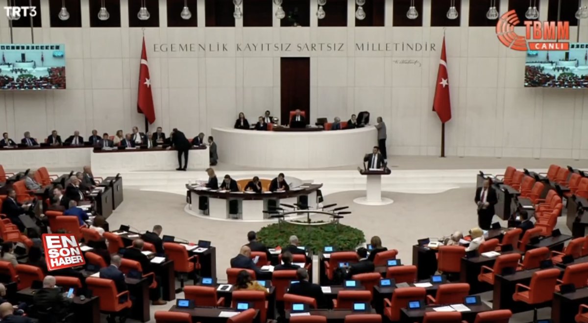 HDP'li Ömer Öcalan: Kürtçe bu ülkenin resmi dili olacak