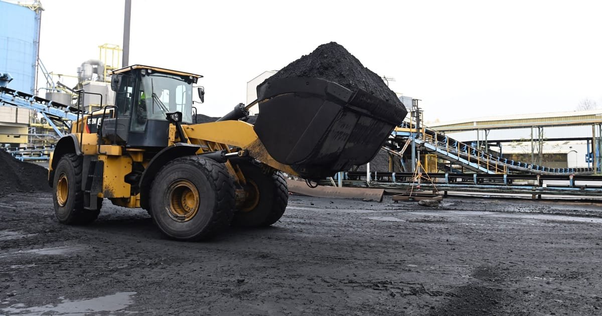 İngiliz hükümeti, 30 yıl sonra ilk kez bir kömür madeni projesine lisans verdi