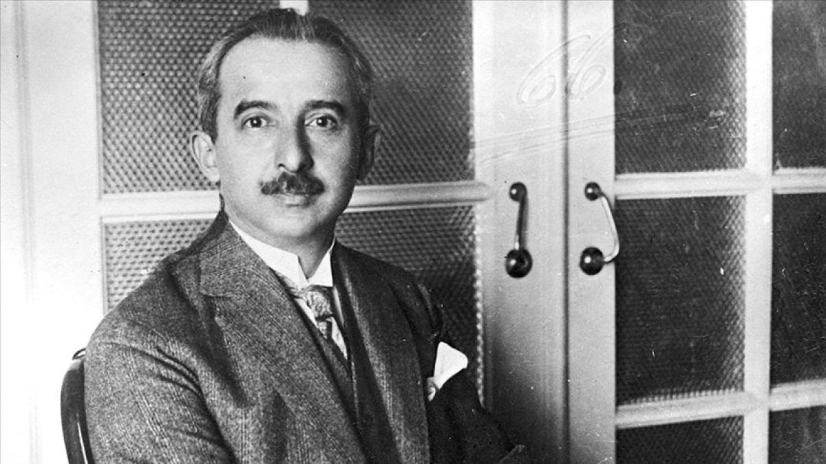 İsmet İnönü 49 yıl önce bugün yaşamını yitirdi