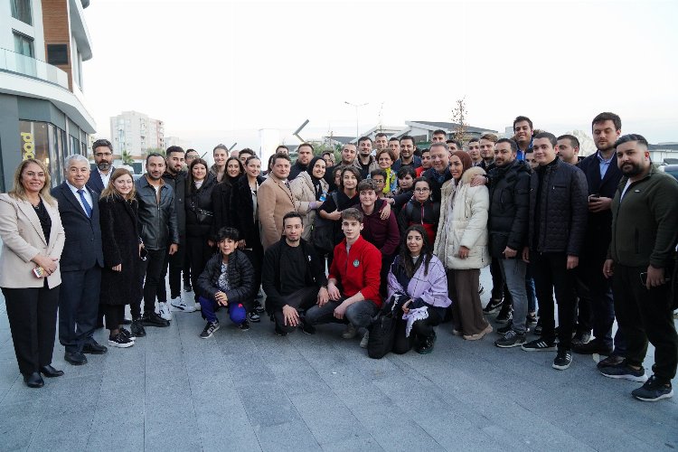 İstanbul Beylikdüzü'nde Kaftancıoğlu, Başkan Çalık ile saha çalışmasında