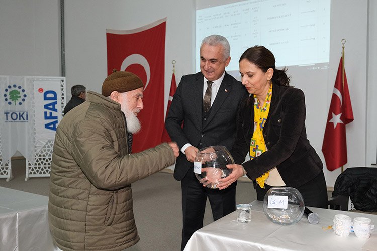 Kastamonu Bozkurt'ta selzede 46 kişi evlerine kavuştu