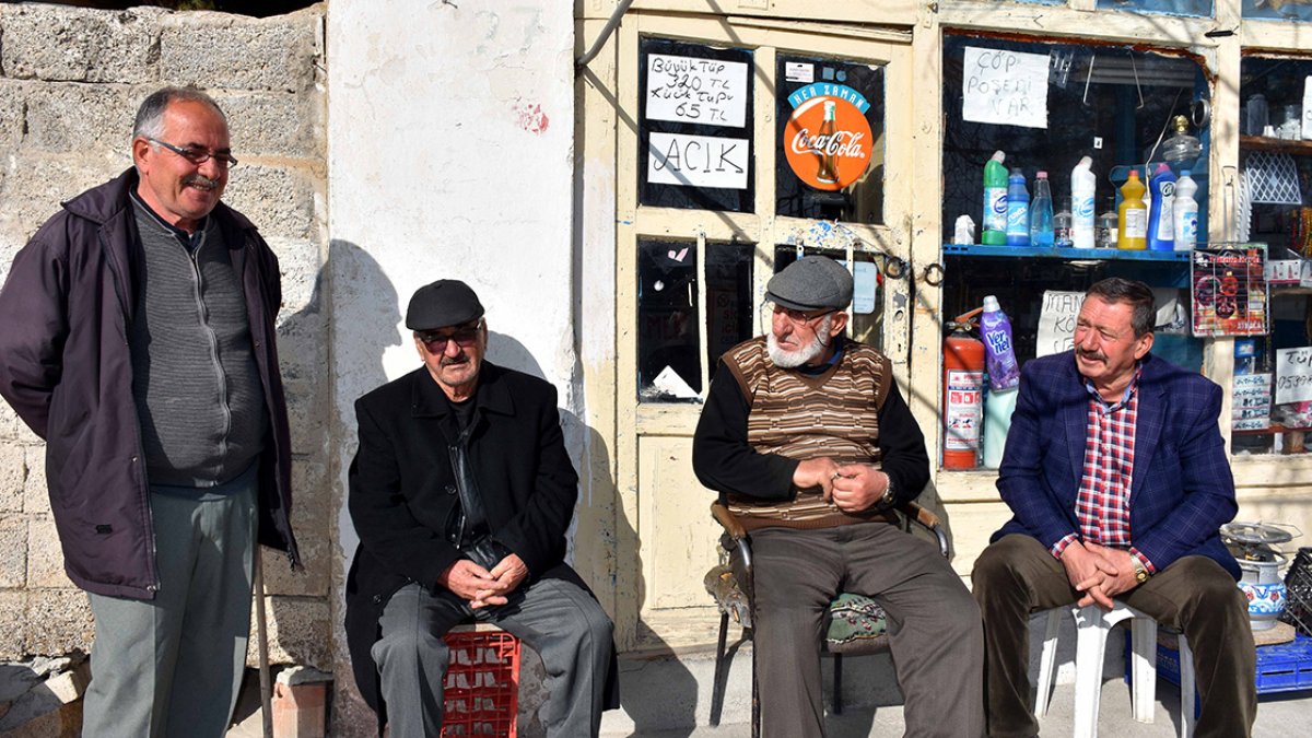 Kırıkkale'nin 696 nüfuslu ilçesi Çelebi'de, sakin bir yaşam sürülüyor