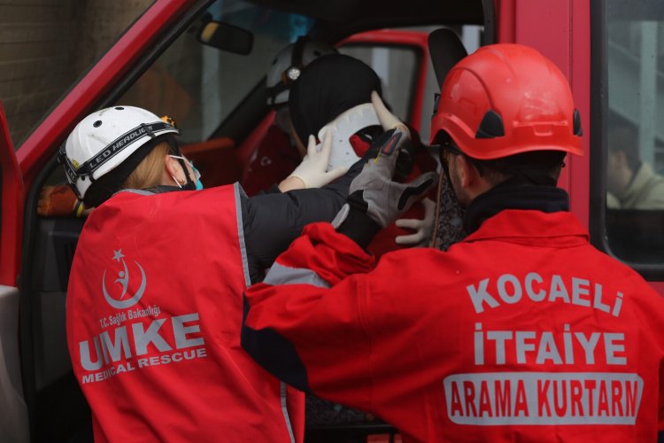 Kocaeli'de 5,7'lik deprem tatbikatı!