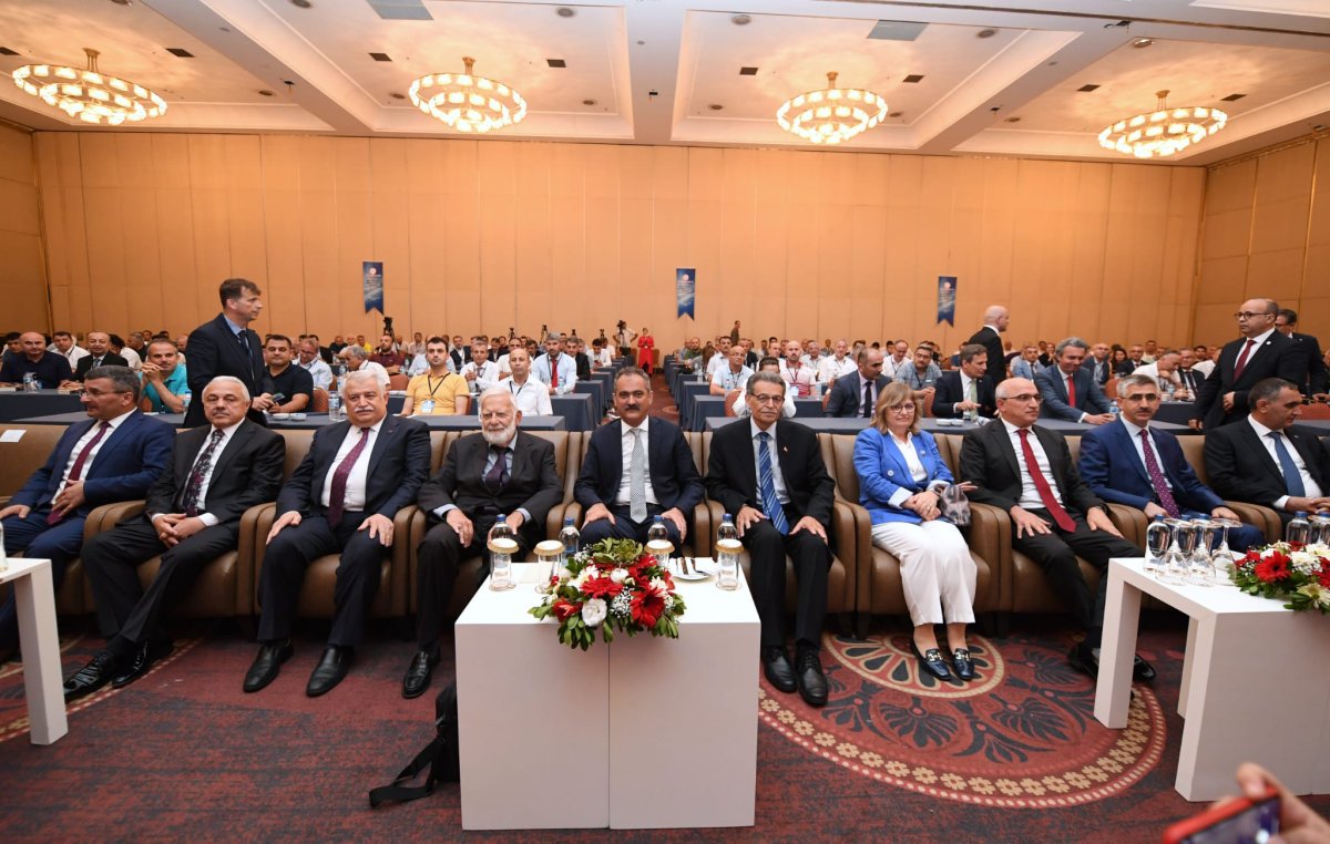 Mahmut Özer: 5 yaş okullaşma oranı yüzde 11'den yüzde 98'e ulaştı