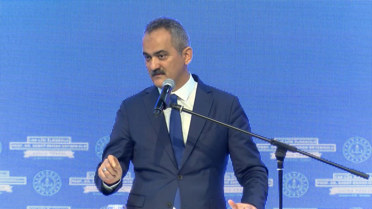 Mahmut Özer: Derslik sayısı 857 bine ulaştı