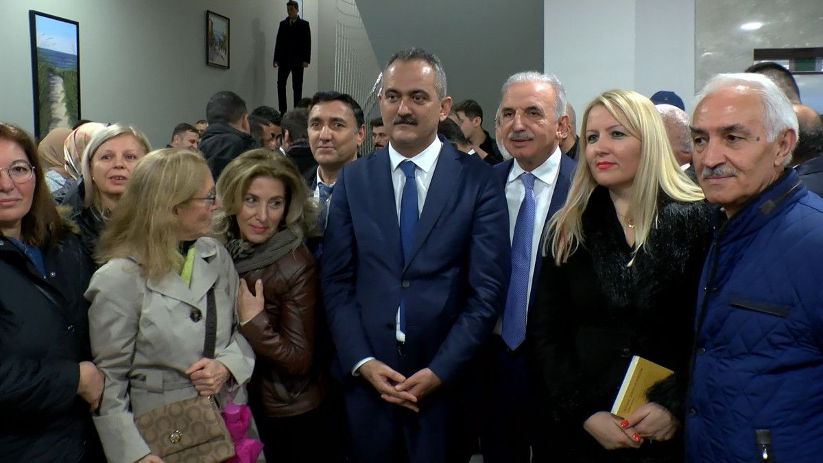 Mahmut Özer: Derslik sayısı 857 bine ulaştı