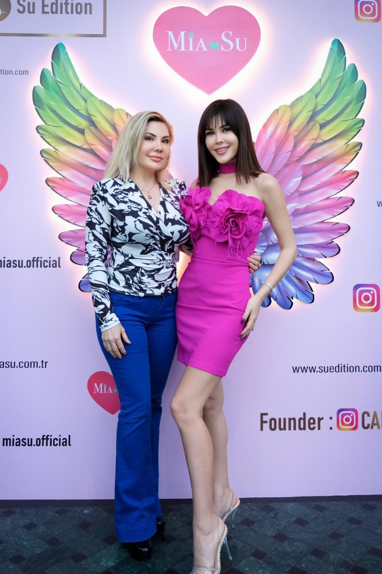 Mia Su 2023 yılı koleksiyonunu tanıttı