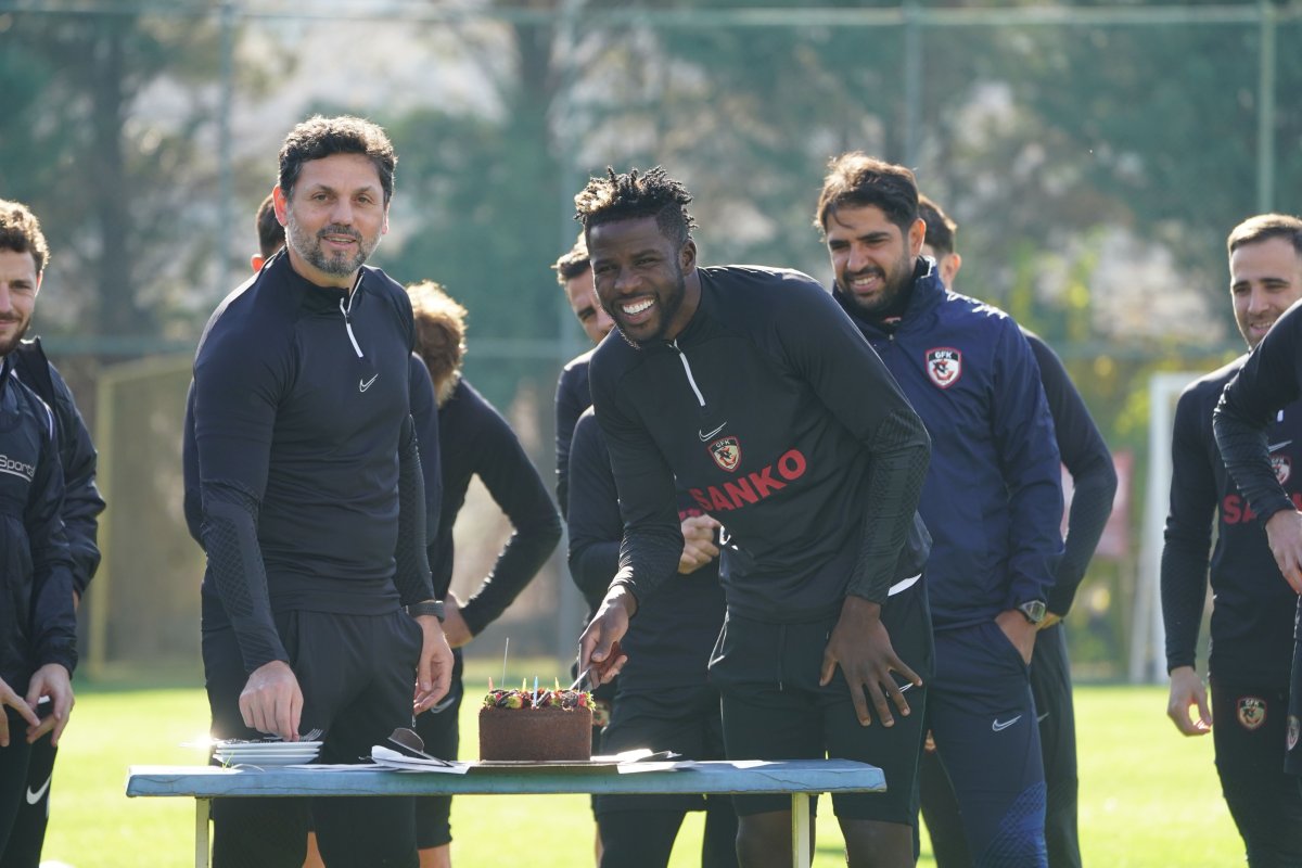 Papy Djilobodji: Gaziantep'te kalmak, devam etmek isterim