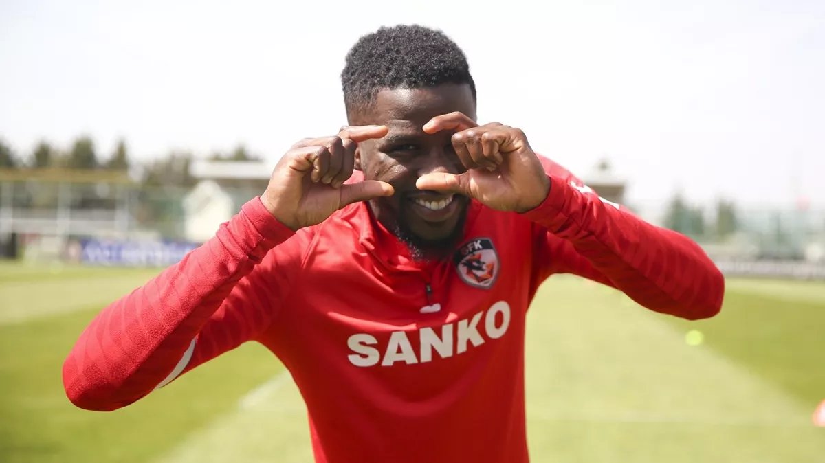 Papy Djilobodji: Gaziantep'te kalmak, devam etmek isterim