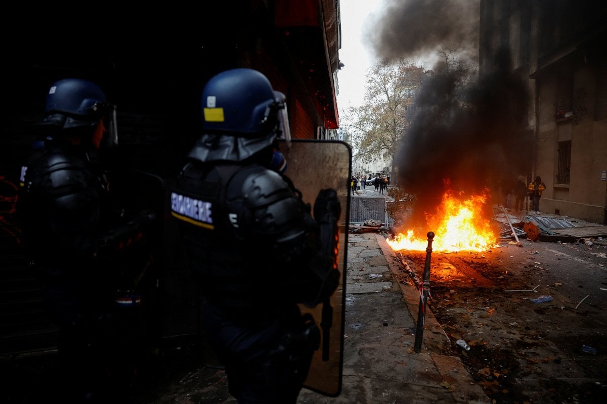 Paris saldırısının şüphelisi yeniden gözaltına alındı