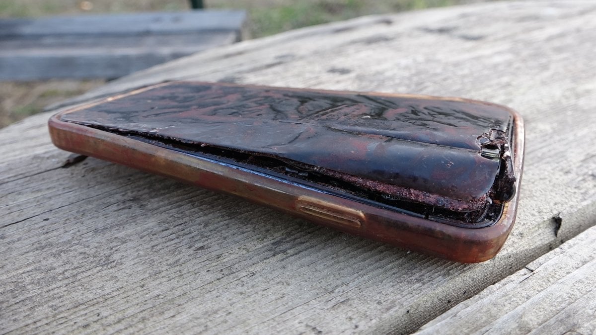 Pençe Hareketında görev yapan uzman çavuşu telefonu kurtardı