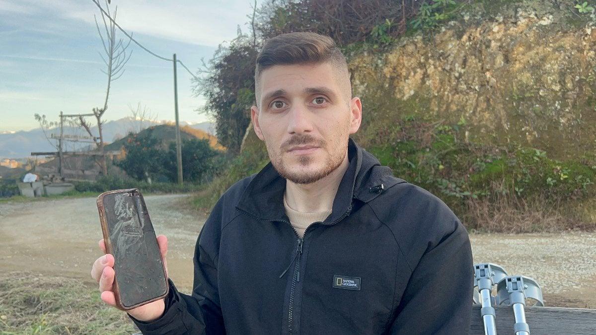 Pençe Hareketında görev yapan uzman çavuşu telefonu kurtardı