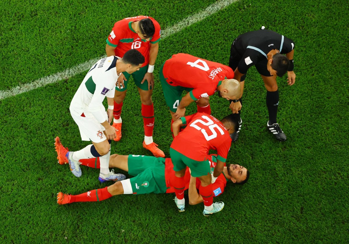 Şenol Güneş'ten Saiss'e geçmiş olsun ve tebrik mesajı