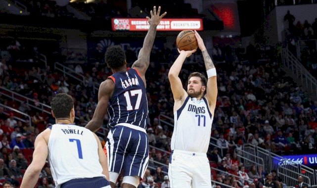 Luka Doncic attığı 50 sayı ile Mavericks'e galibiyeti getirdi