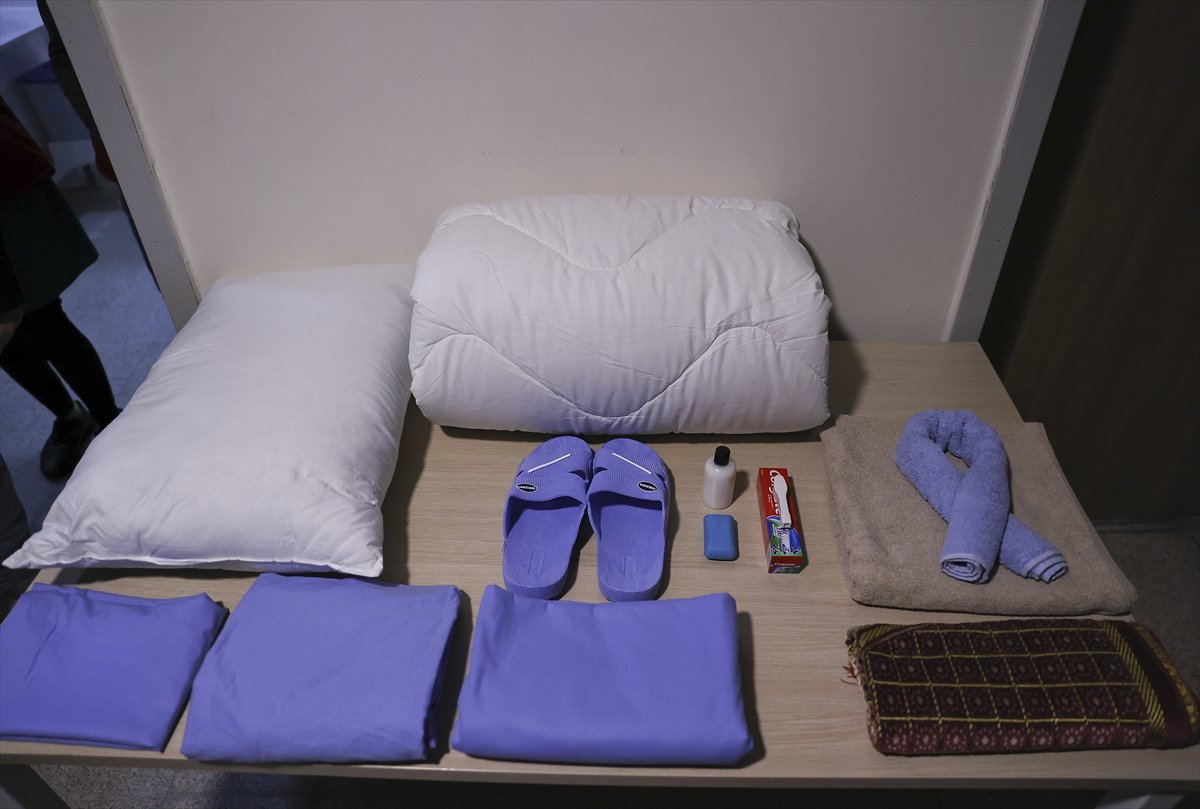 Türkiye, 2022'de yaklaşık 110 bin göçmeni sınır dışı etti