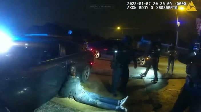 ABD'de polis şiddeti yine can aldı