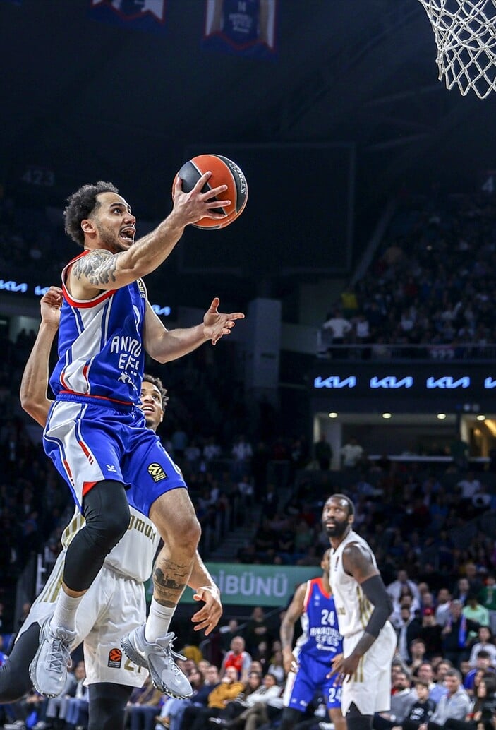 Anadolu Efes, Bayern Münih'e mağlup oldu