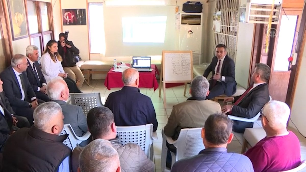 Antalya'da taksicilere İngilizce eğitimi verilmeye başlandı