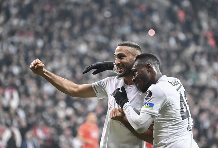 Cenk Tosun: Herkes nasıl Beşiktaşlı olduğumu bilir