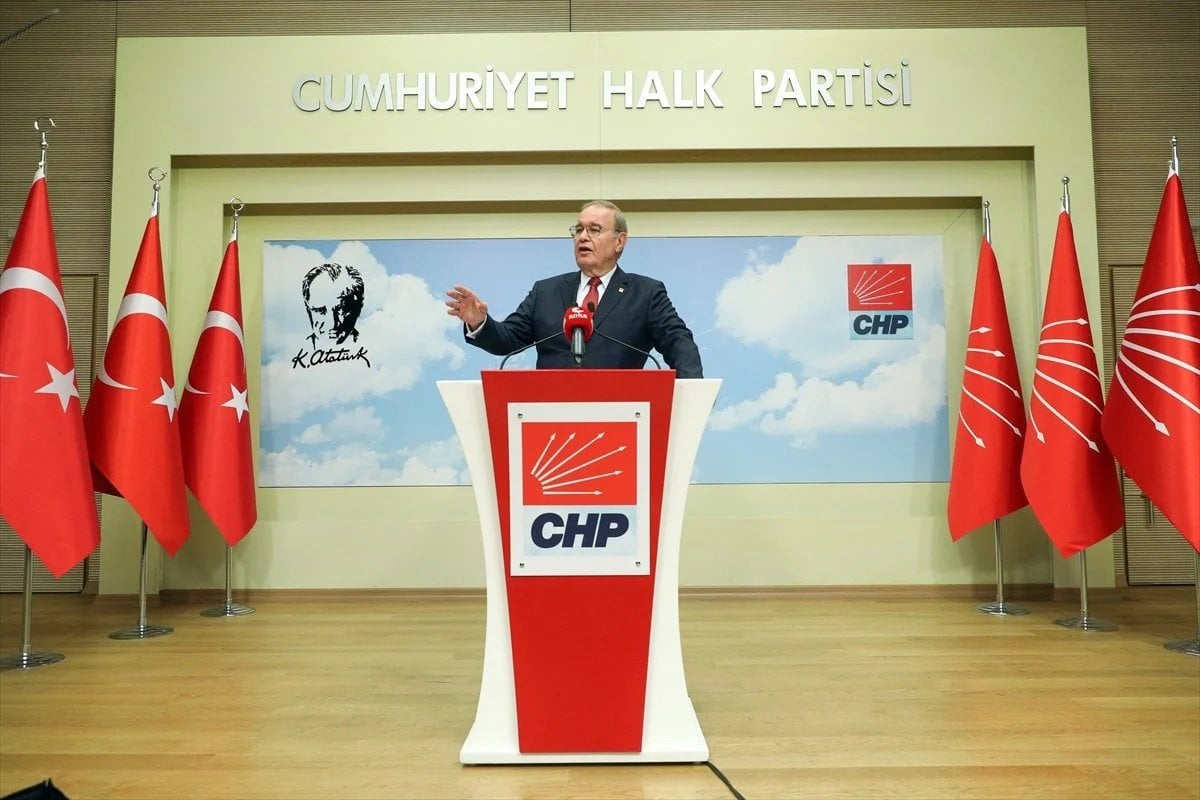 CHP'li Nuşirevan Elçi bayrak iddialarına cevap verdi