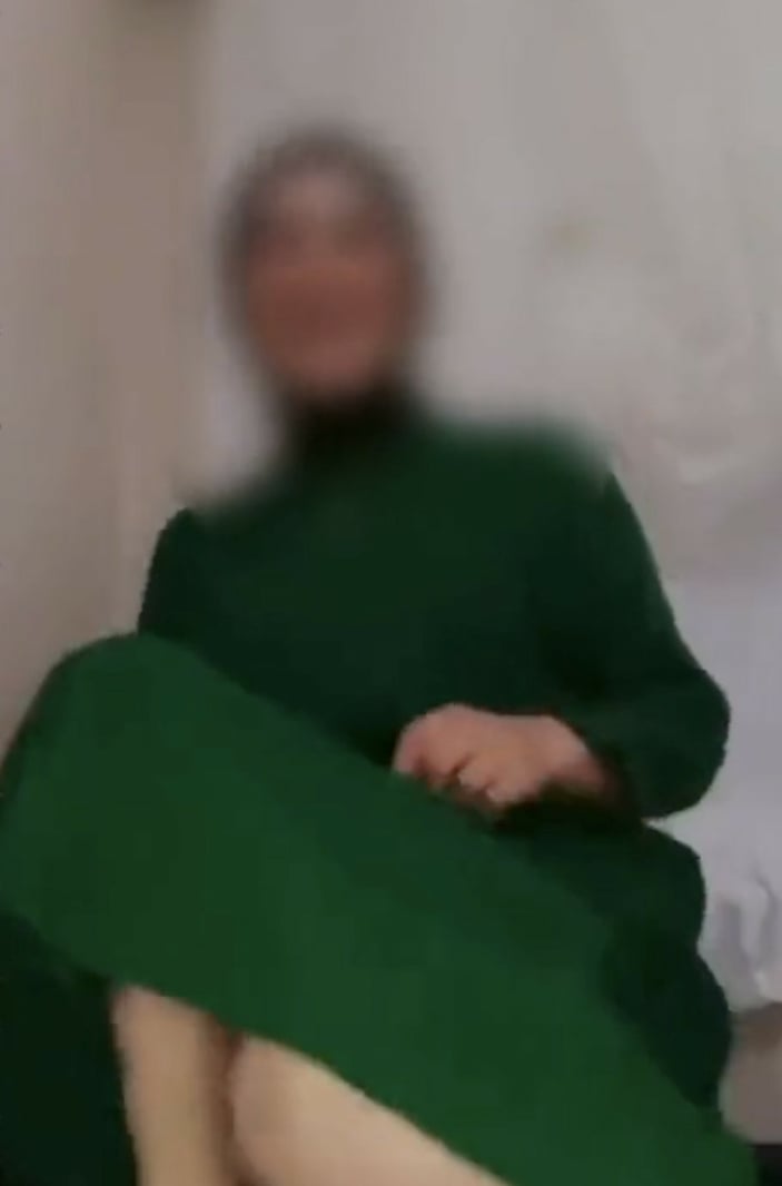 Çocuğunun olduğu odada müstehcen yayın yapan kadın hakkında gözaltı kararı