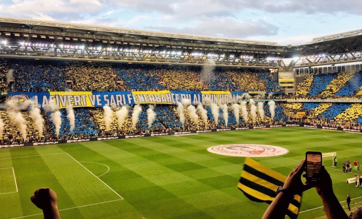 Fenerbahçe-Galatasaray maçının biletleri tükendi