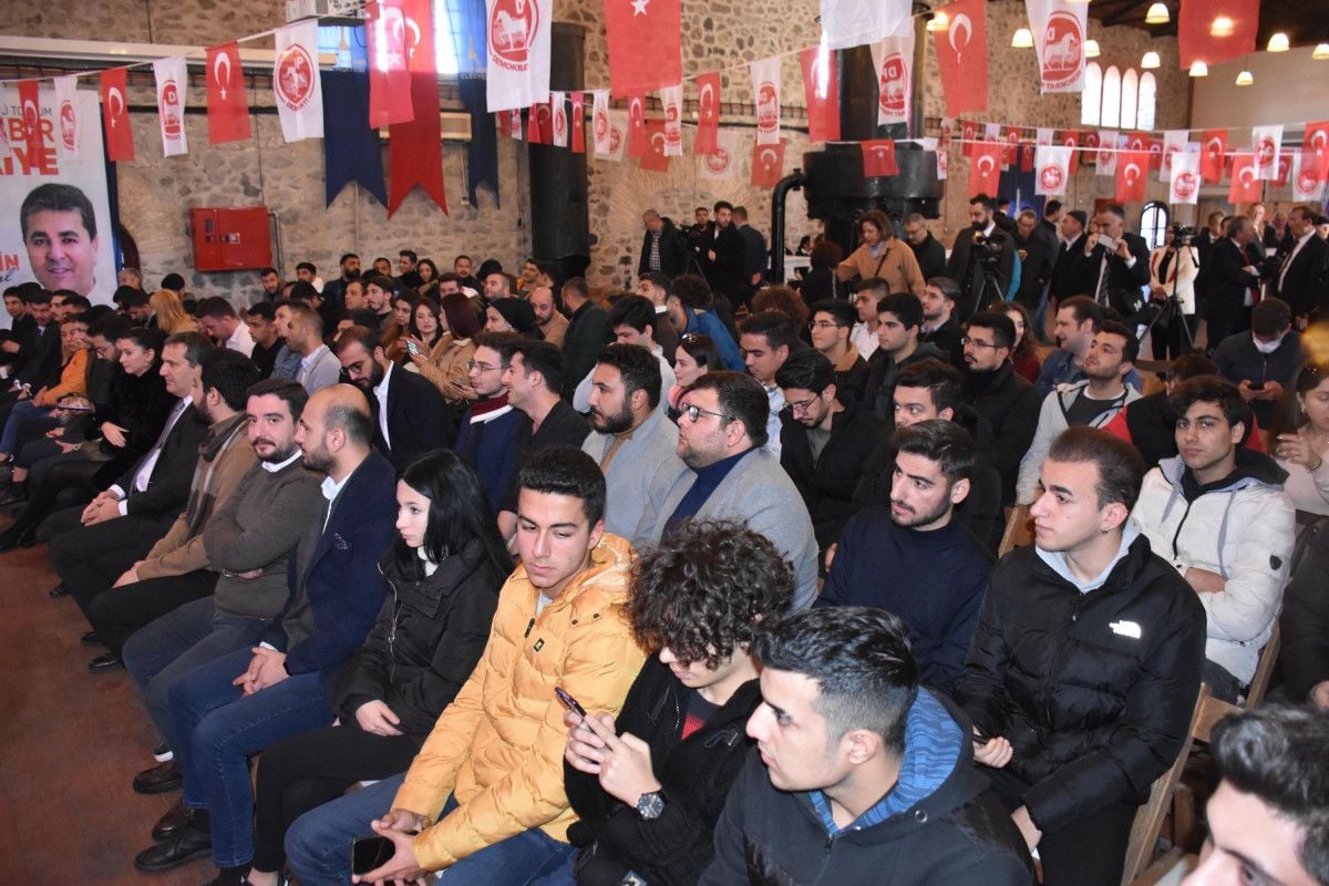 Gültekin Uysal: 6'lı masada bakanlık konusu konuşulmadı