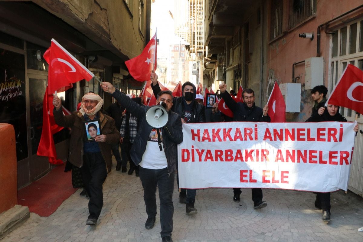 Hakkarili ailelerin evlat nöbeti 40'ıncı haftaya ulaştı