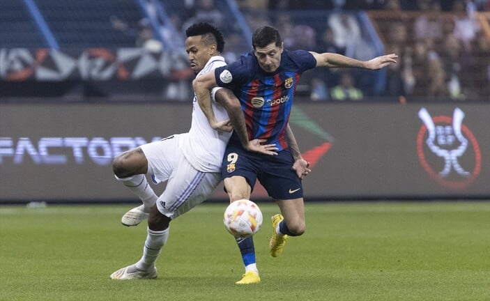 İspanya Süper Kupası'nı Barcelona kazandı