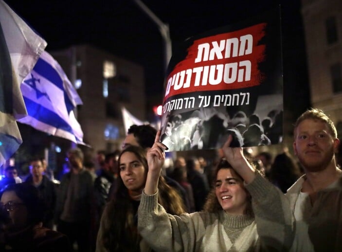 İsrail'de hükümet karşıtı protestolar sürüyor