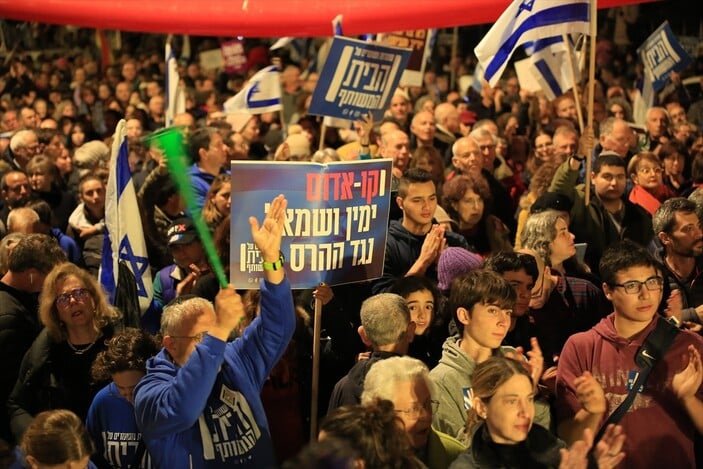 İsrail'de hükümet karşıtı protestolar sürüyor