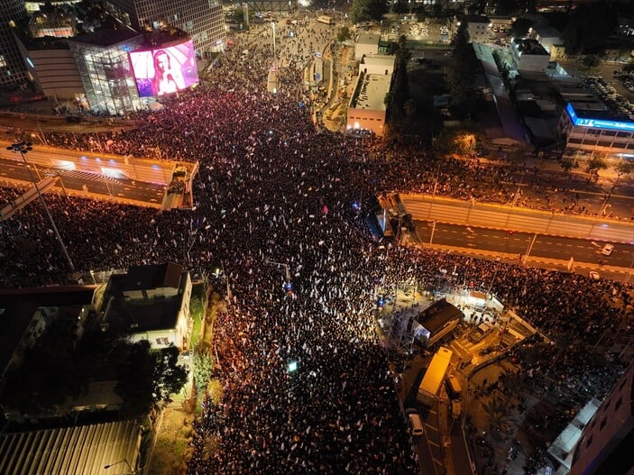 İsrail'de hükümet karşıtı protestolar sürüyor