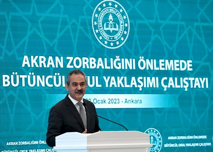 Mahmut Özer: Öğretmen atamalarında rehber öğretmenlere öncelik vereceğiz