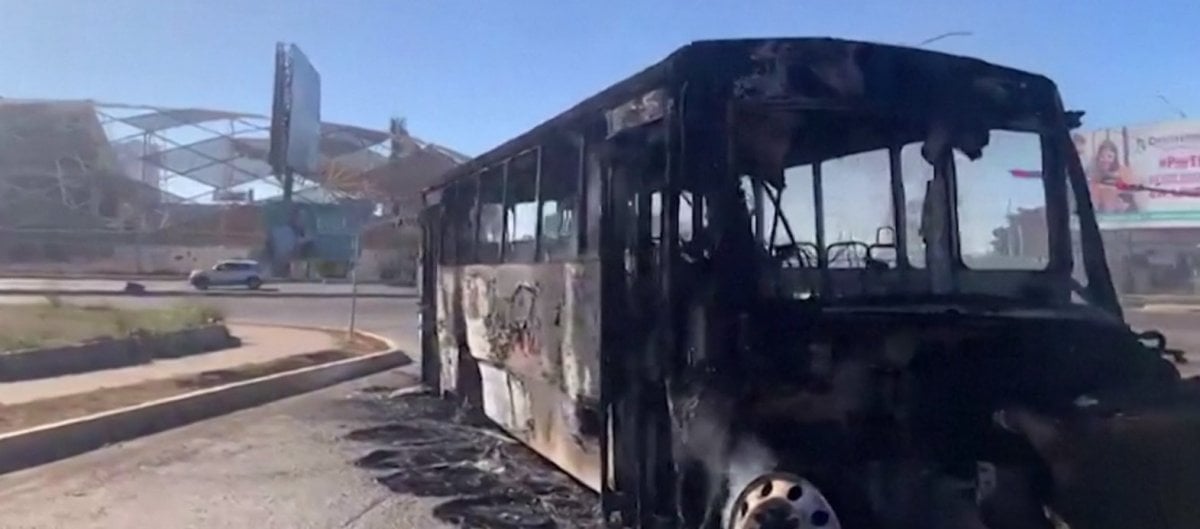 Meksika'da uyuşturucu kartelleri asker ve polisle çatışıyor