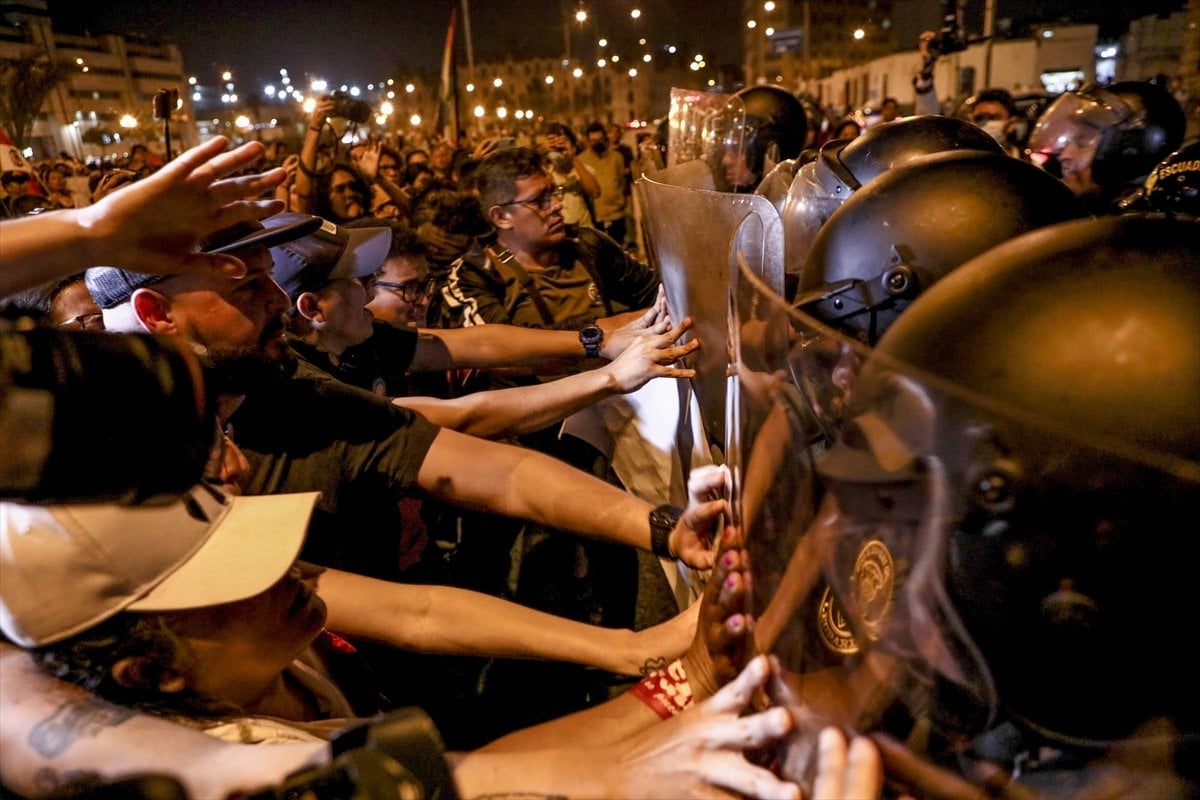 Peru'da hükümet karşıtı protestolar sürüyor: 47 ölü