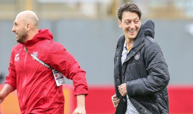 Al Nassr'ın sıradaki hedefi: Mesut Özil
