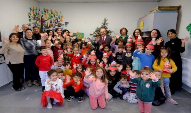 Başkan Büyükerşen 2022’yi çocuklarla uğurladı