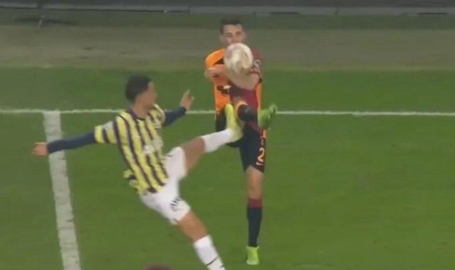 Süper Lig'in en çok kırmızı kart gören takımı Fenerbahçe